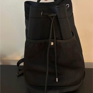 Athleta Diem Bucket Bag